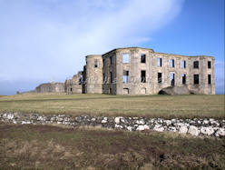 Downhill demesne side