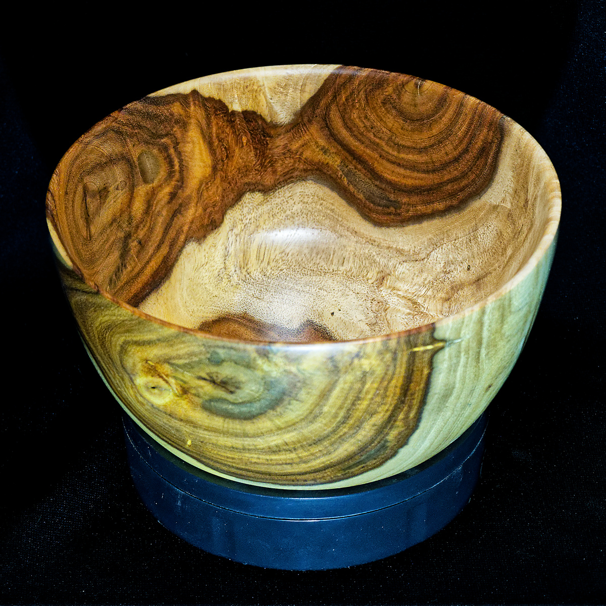 Sissoo Bowl b01